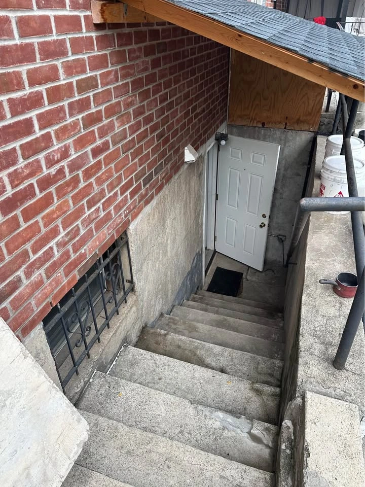2 Beds 1 Bath - House - photo 2