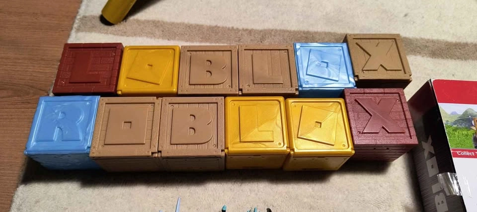 Roblox Toys action figure lot - photo 3