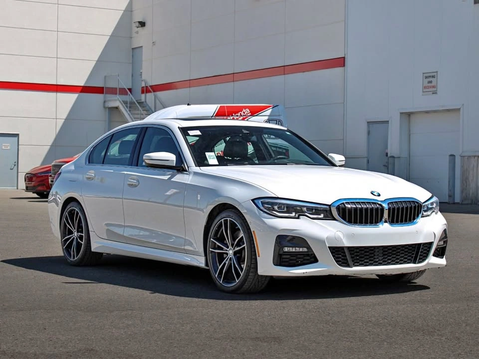 2021 BMW 3 Series 330i xDrive 72408 KM