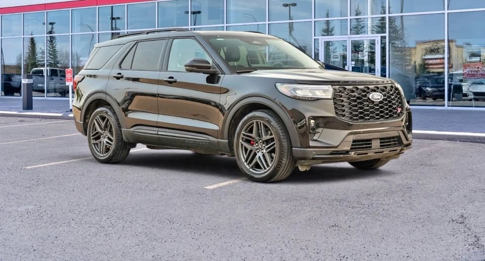 2025 Ford Explorer ST 37939 KM