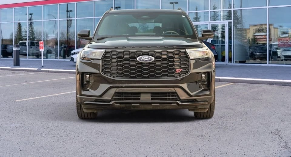 2025 Ford Explorer ST 37939 KM - photo 2