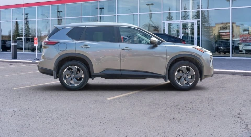 2024 Nissan Rogue SV Moonroof - photo 3