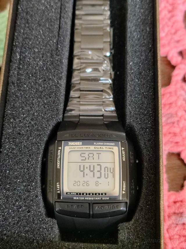 Digital Watch, Dual time zone, Timer, 5 alarms - photo 4