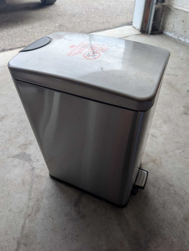 Stainless Steel Foot Pedal Garbage Can