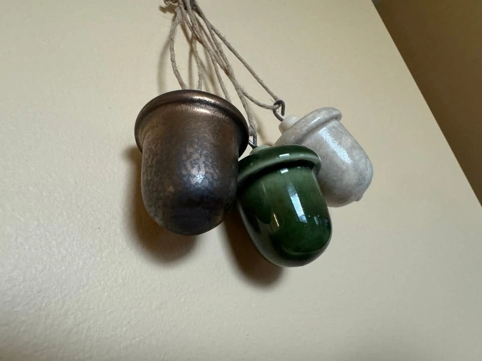 Autumn and Fall acorn decorations - handmade - - photo 3