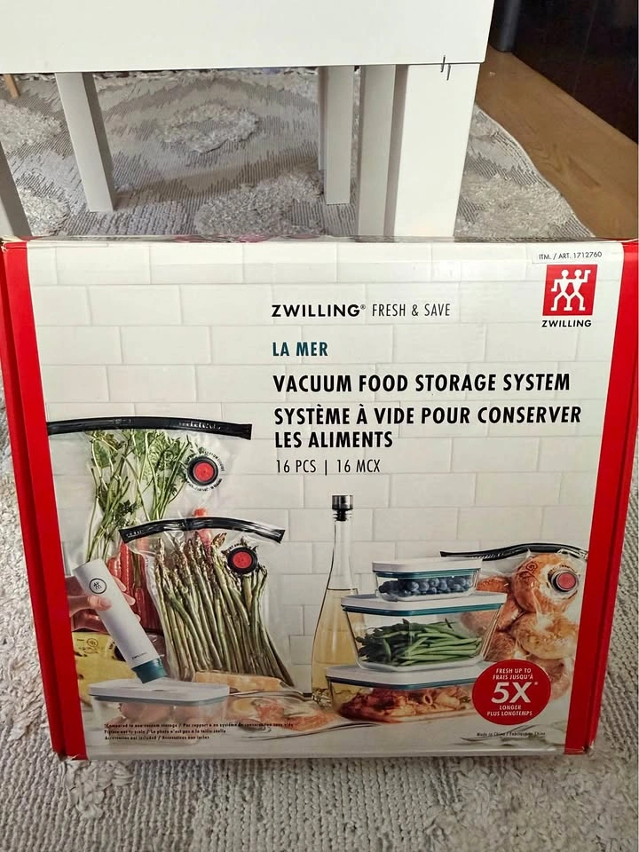 NEW Zwilling Fresh & Save Vacuum Food Storage System – 16 Piece