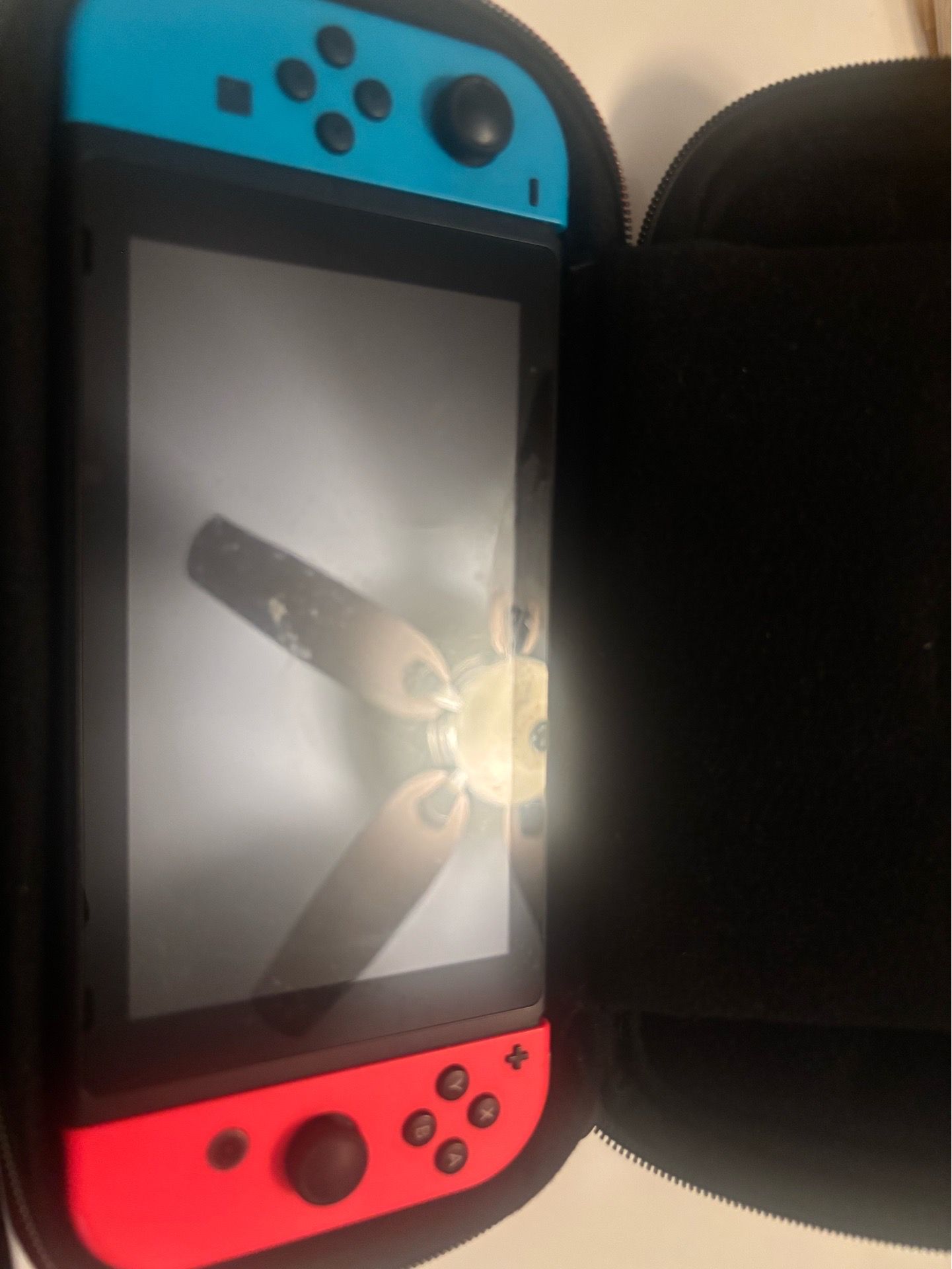 NINTENDO SWITCH RED AND BLUE !! - photo 2