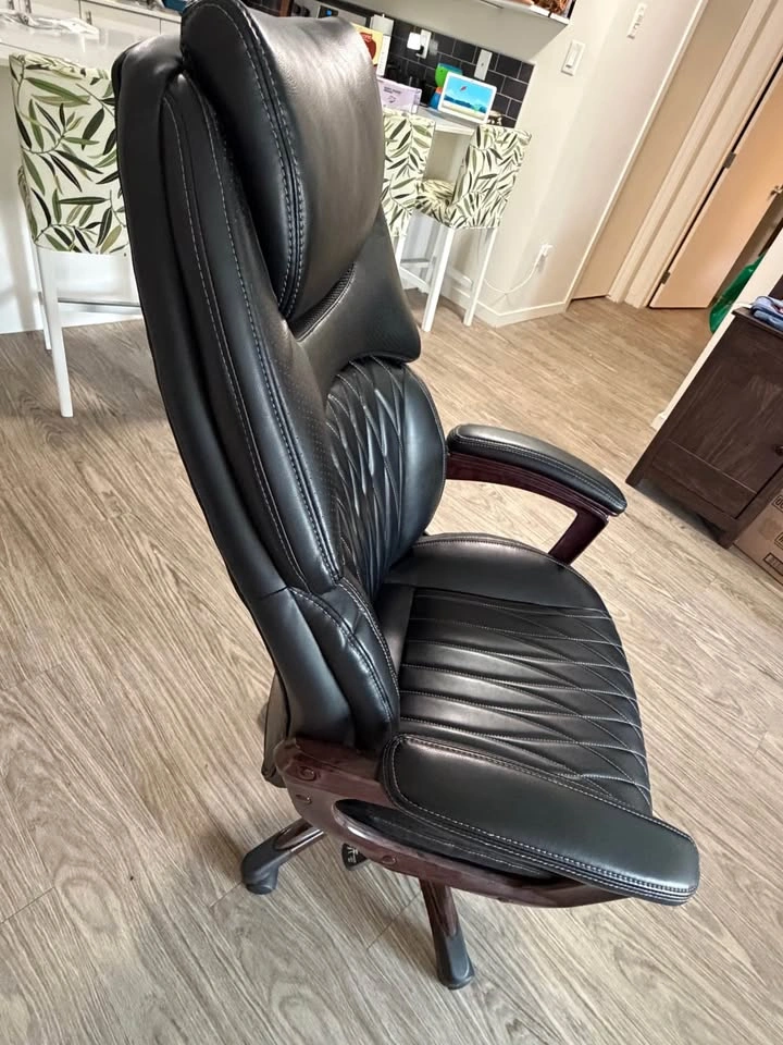 Black Office Chair - photo 2