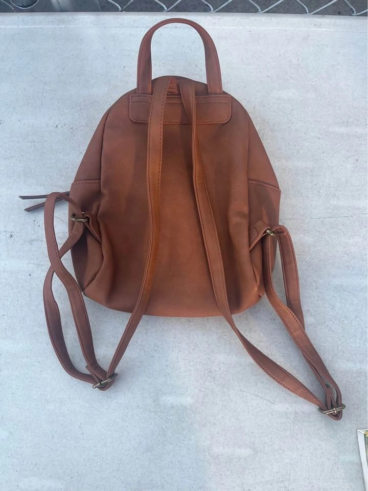 Brown Mini Backpack Cut Floral Pocket cash & pick up only - photo 2