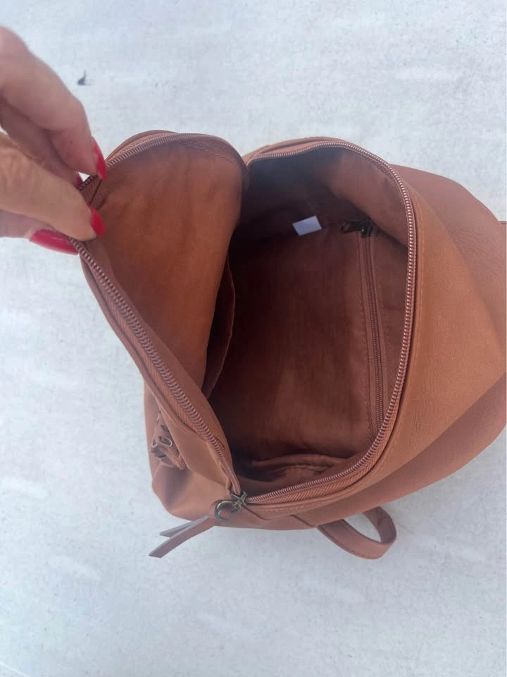 Brown Mini Backpack Cut Floral Pocket cash & pick up only - photo 3