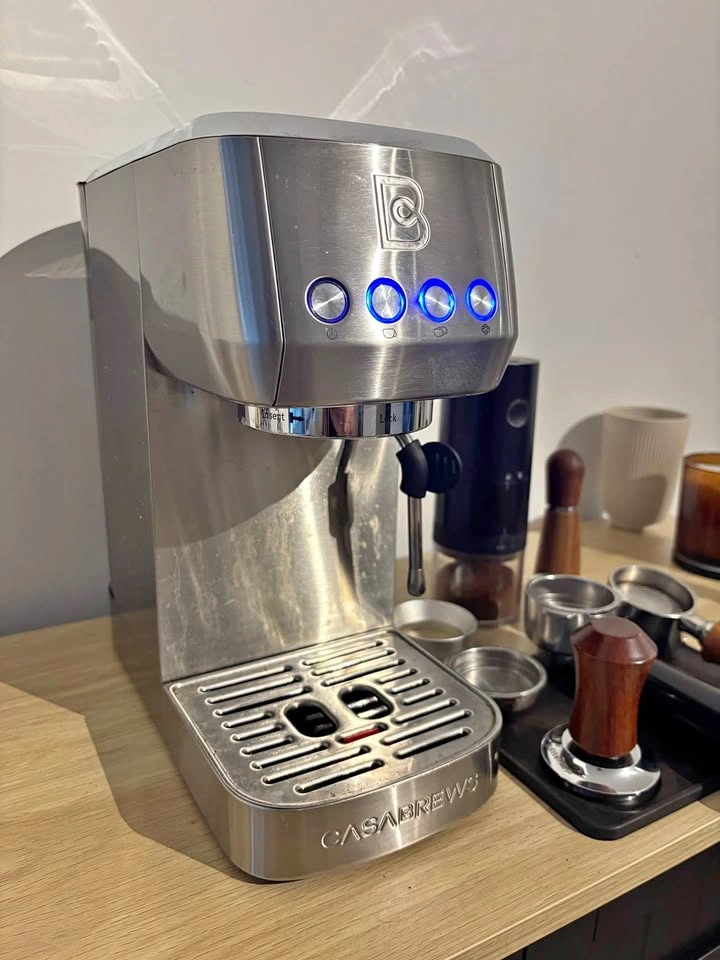 Casabrews Espresso Coffee Machine with Accessories