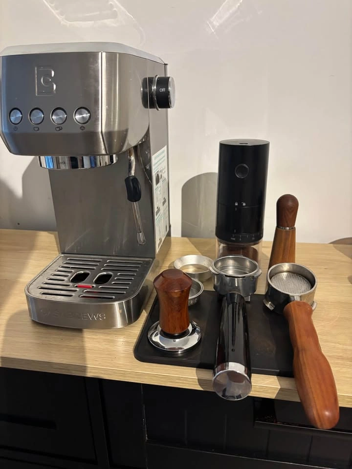 Casabrews Espresso Coffee Machine with Accessories - photo 2