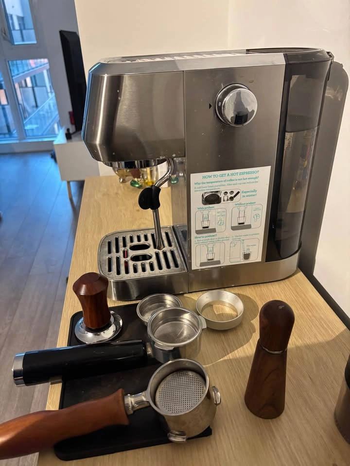 Casabrews Espresso Coffee Machine with Accessories - photo 3