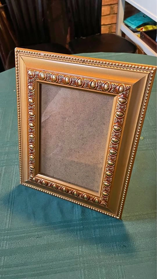 4.25x6.75 Picture Frame