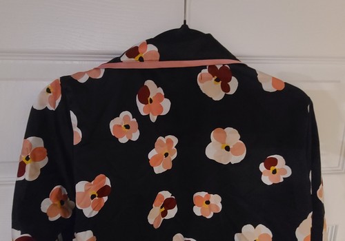 Kate Spade New York 2-Piece Silky Satin Floral Pajama Set SZ S - photo 2