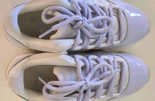 Air Jordan 11 Retro Low Pure Violet Womens SZ 6.5 - photo 3