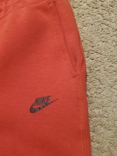 Light University Red Nike Tech Fleece Pants 2023 SZ M - photo 2