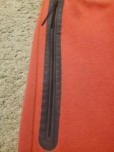 Light University Red Nike Tech Fleece Pants 2023 SZ M - photo 3
