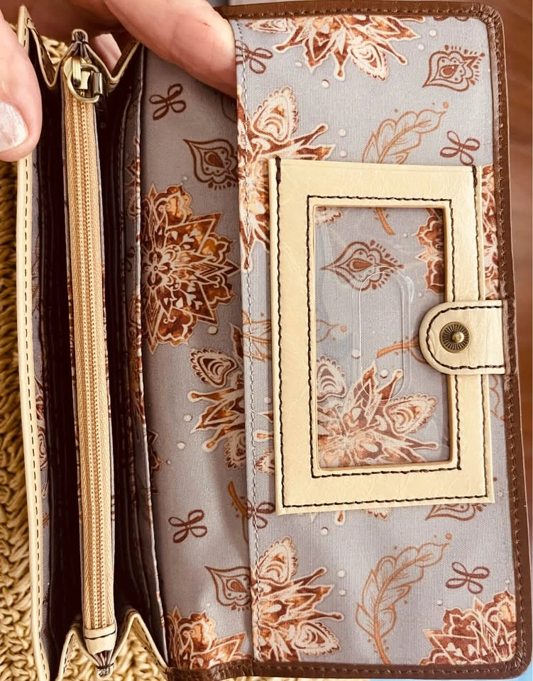 HOBO New WOT Vintage Trifold Cream w/ Chocolate Brown Trim - photo 3