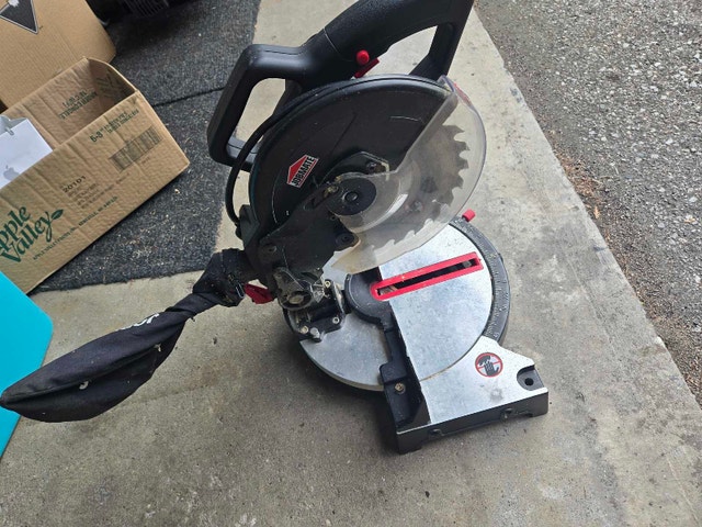 Jobmate Compound Miter Saw