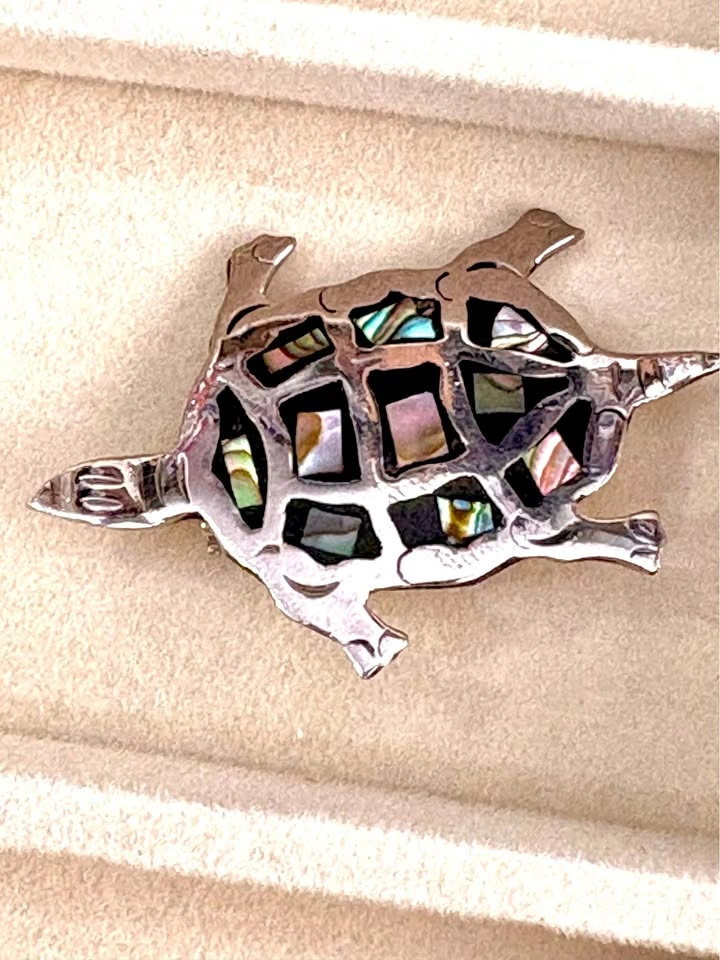 Vintage Mexican Sterling Silver Abalone Turtle Brooch