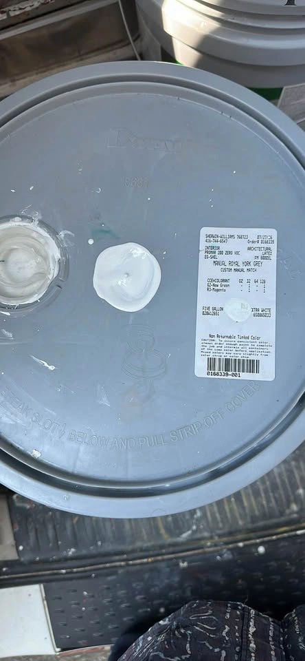 Paint New Full Pail Latex Eggshell - Royal York Light Grey - photo 2