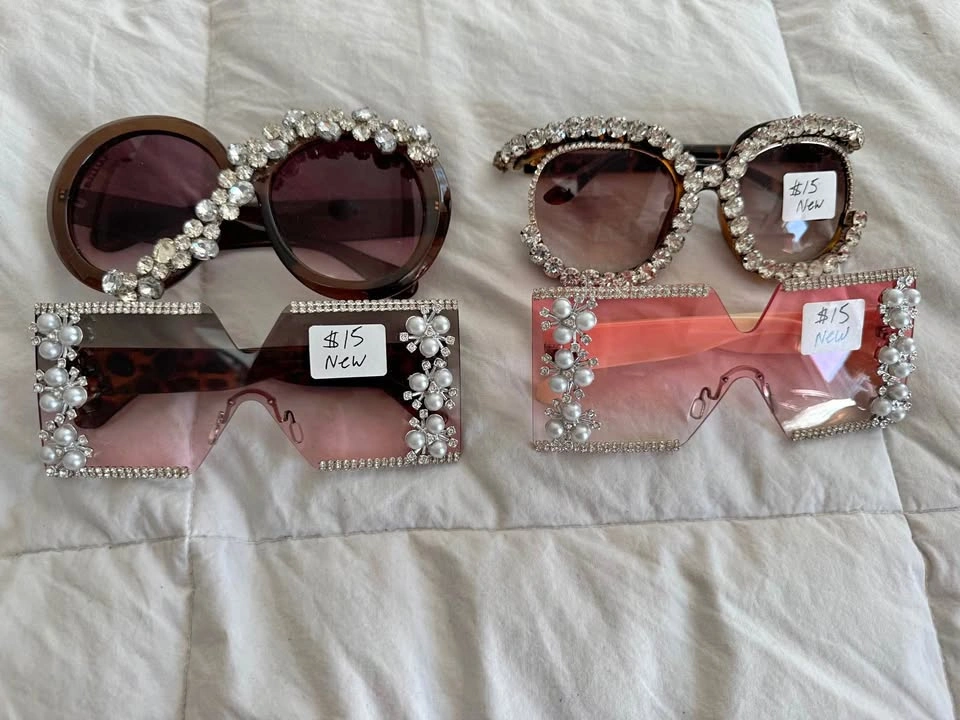 4 Pairs of Brand New Sunglasses