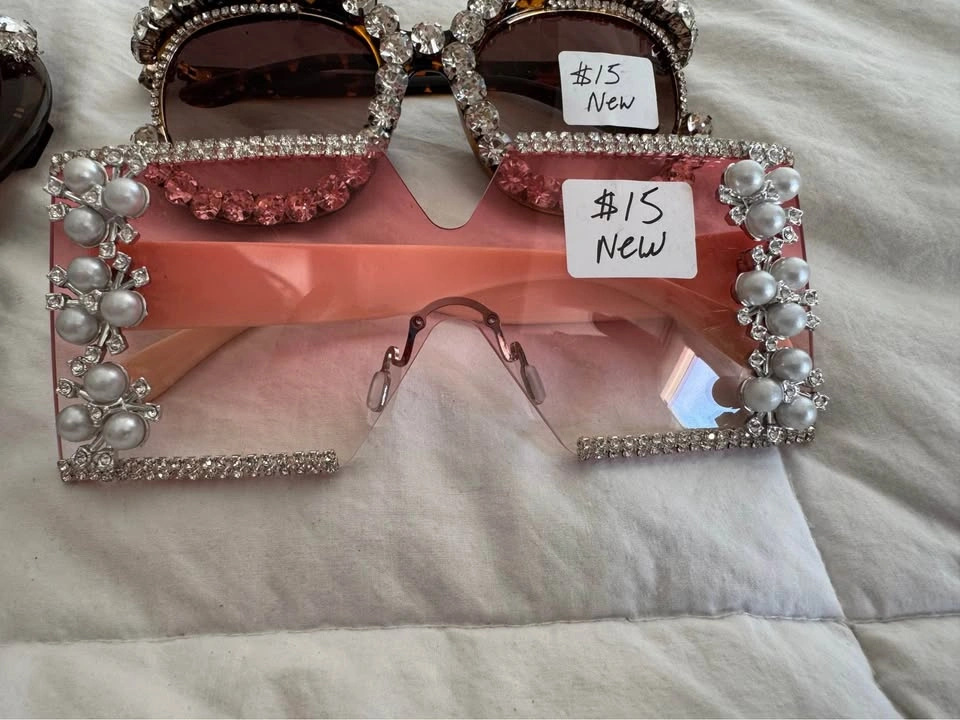 4 Pairs of Brand New Sunglasses - photo 4
