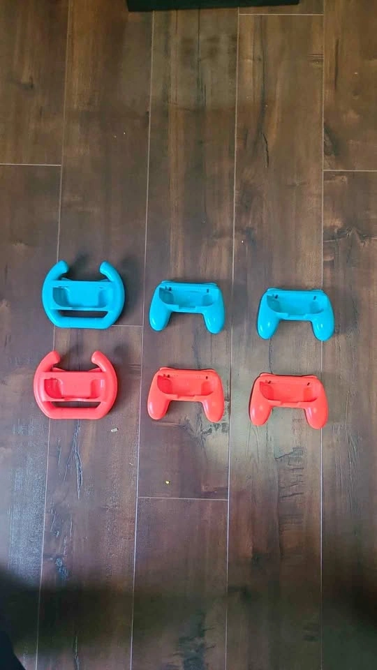 Joycon grip handles and steering wheel