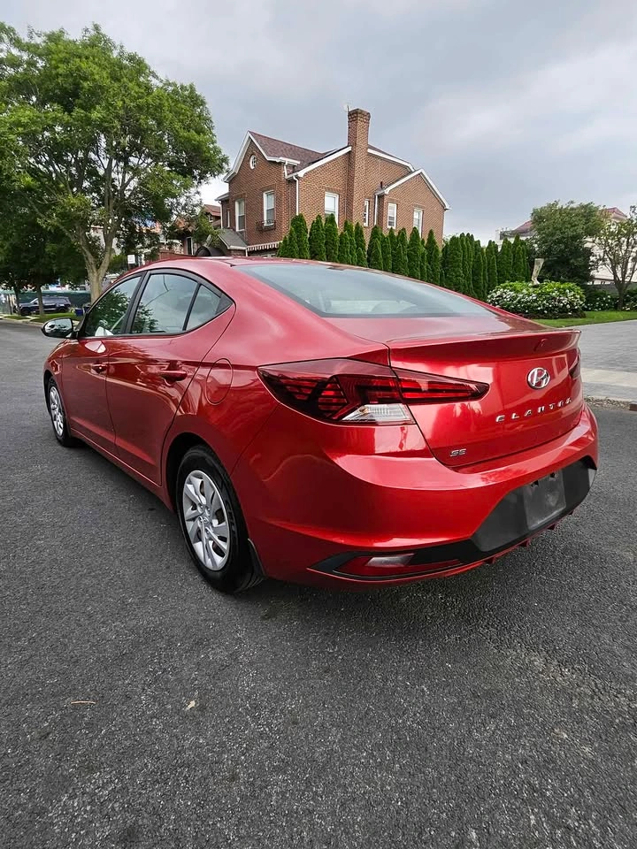 2019 Hyundai Elantra SE Sedan 4D - photo 3
