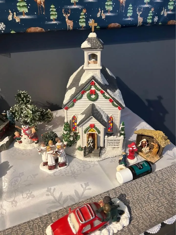 St. Nicholas Square Christmas Village Collection – Complete Set - photo 5