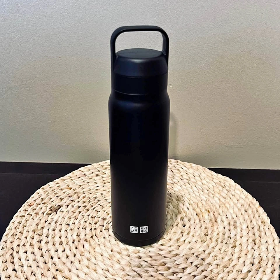 Uniqlo Water Bottle / Stainless Steel