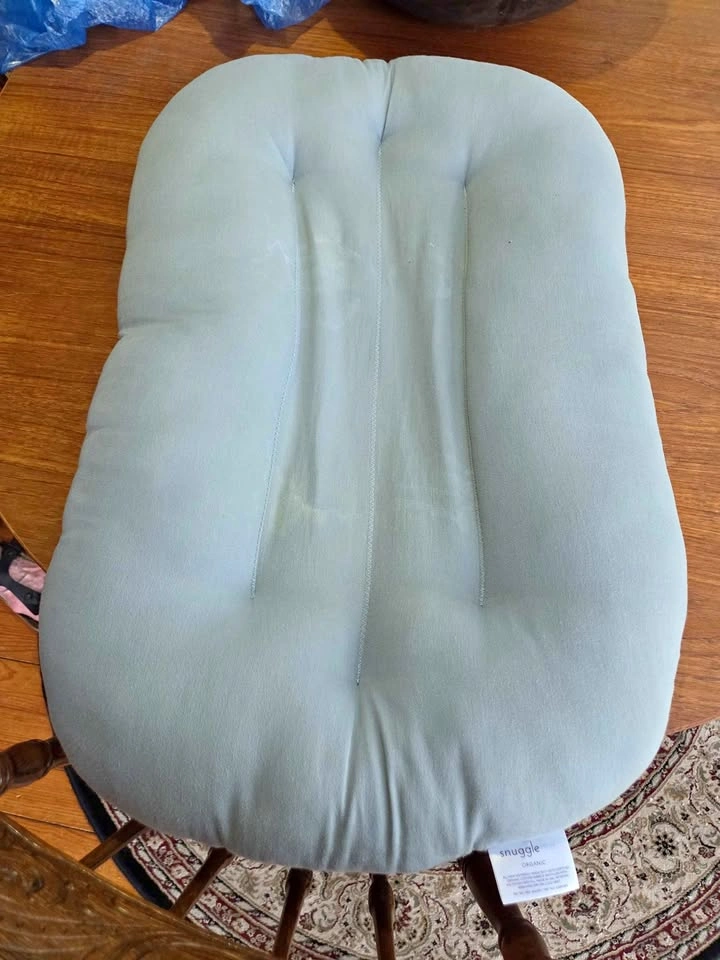 Snuggle Me Organic Infant Lounger and Babymoov Lovenest