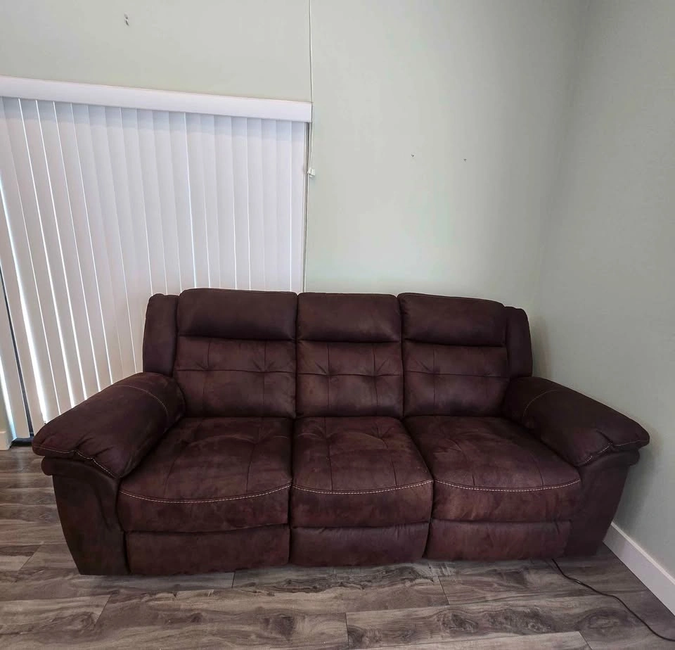 Brown Reclining Sofa - photo 2