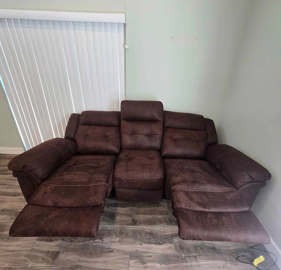 Brown Reclining Sofa - photo 5