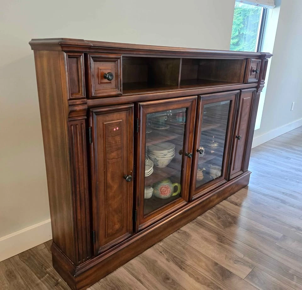 Solid Wood Cabinet Hutch - photo 2