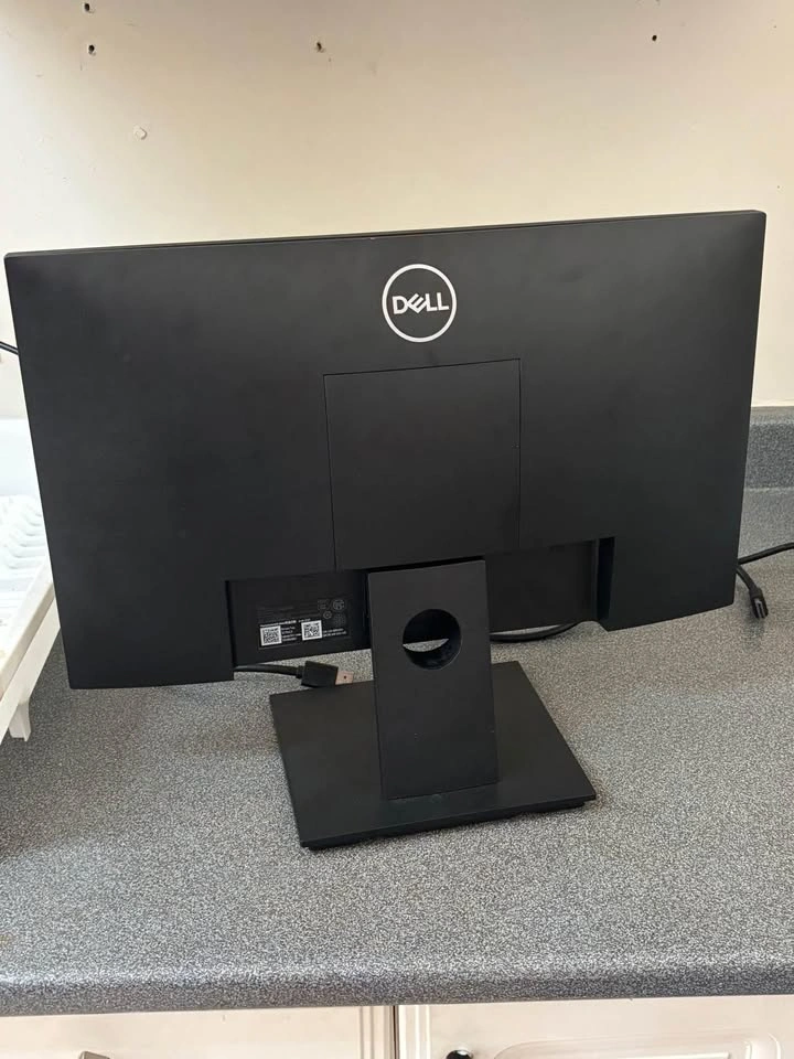20" Dell E2020H LED Monitor – Great Condition (Power & DP Cables - photo 5