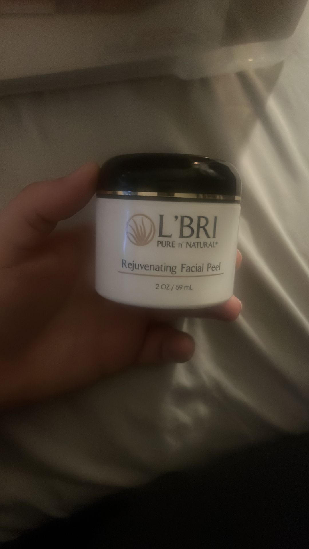 Rejuvenating facial peel