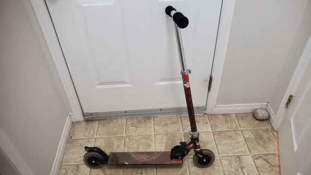 Kids' scooter - photo 4