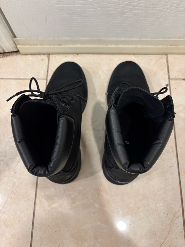 Timberland US 8.5 Women Black Boots - photo 4