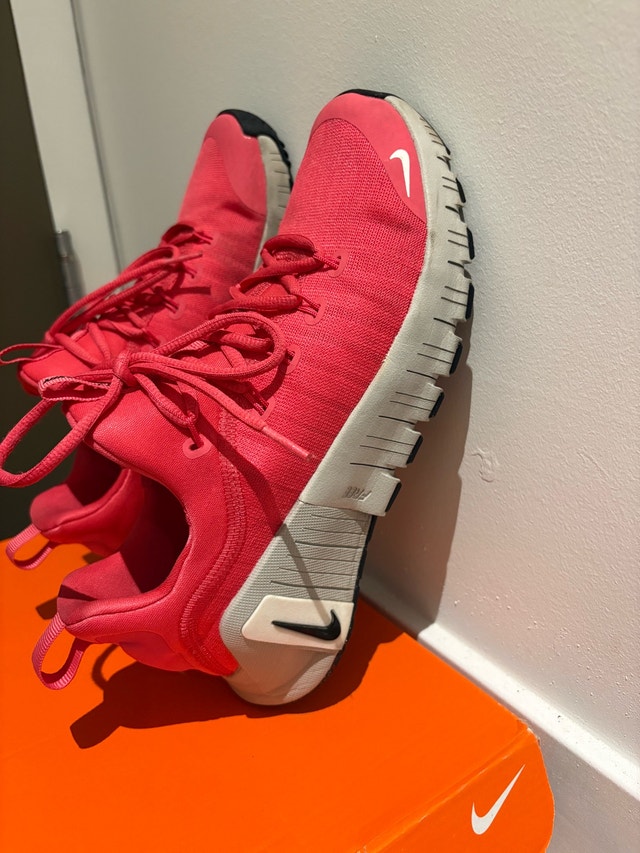 Nike Metcon 6 Women's Training Shoes Aster Pink – Size 9 - photo 2