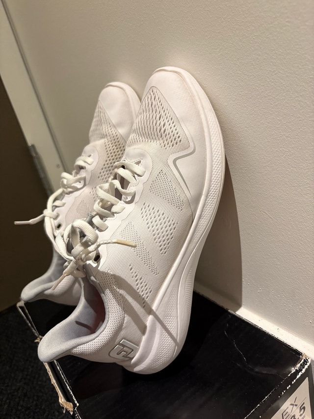 FootJoy Women's Flex Spikeless Golf Shoes White Size 8.5 Medium - photo 4