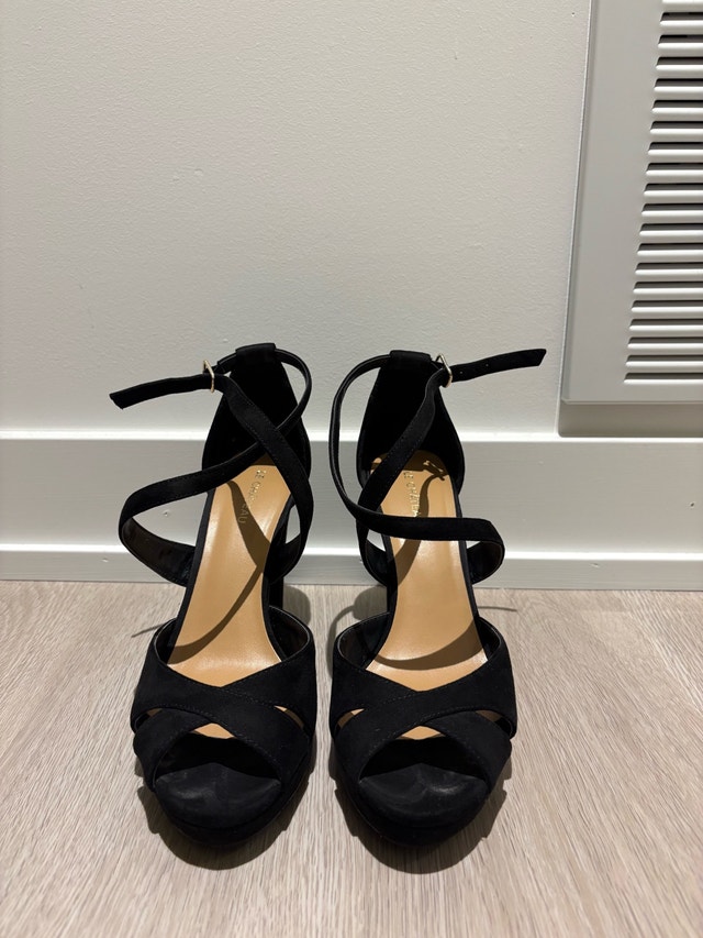 Le Château Black Suede Platform Block Heel Sandals – EU 40