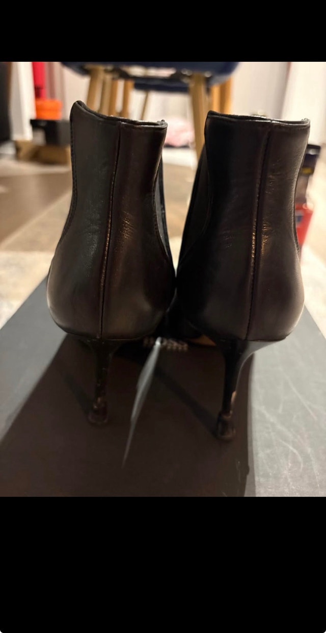 BOSS Ankle Booties US 9 - photo 4