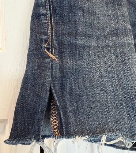 Express Women's Cut-Off Jean Shorts Size 8 Blue Denim - photo 5