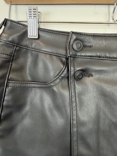 Celebrity Pink Skort Juniors Small Black Faux Leather Mini - photo 2