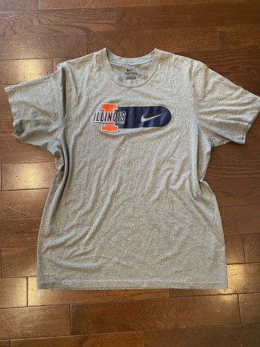 Nike Dry Fit Illinois Fighting Illini T-shirt - Men’s Large