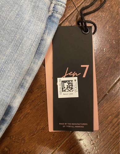 NWT 7 For All Mankind Vintage Wash Cropped Jeans, Size 10 - photo 3