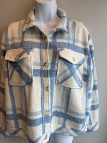 New Thread & Supply Women's Bella Button Down Shacket Small