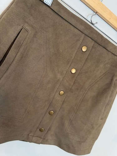 Juniors Faux suede button-front mini skirt, HYFVE, size Medium - photo 3